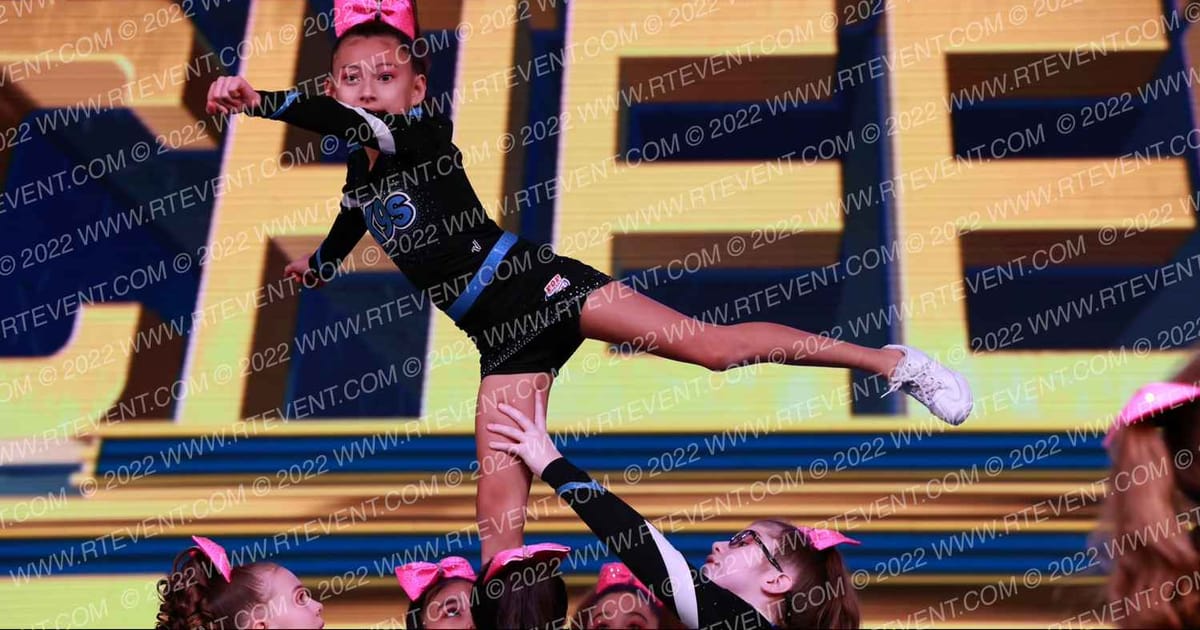 Nashua K9 Cheer  Lightning · Mohegan Sun