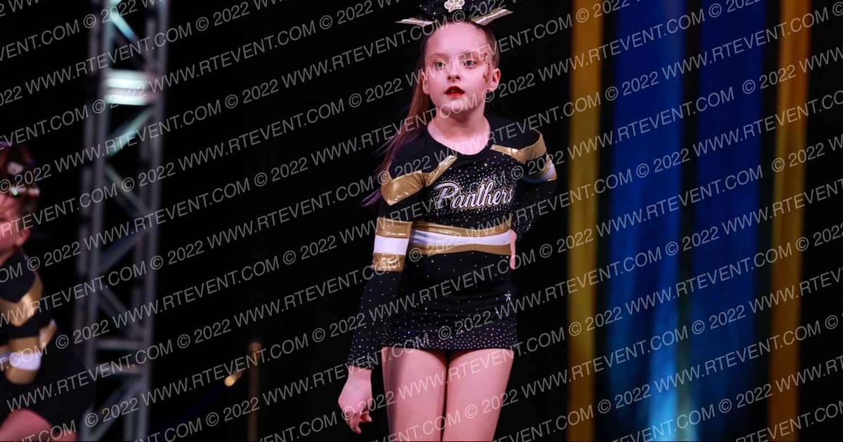Cedar Grove Competition Cheer Panther Pride · Mohegan Sun