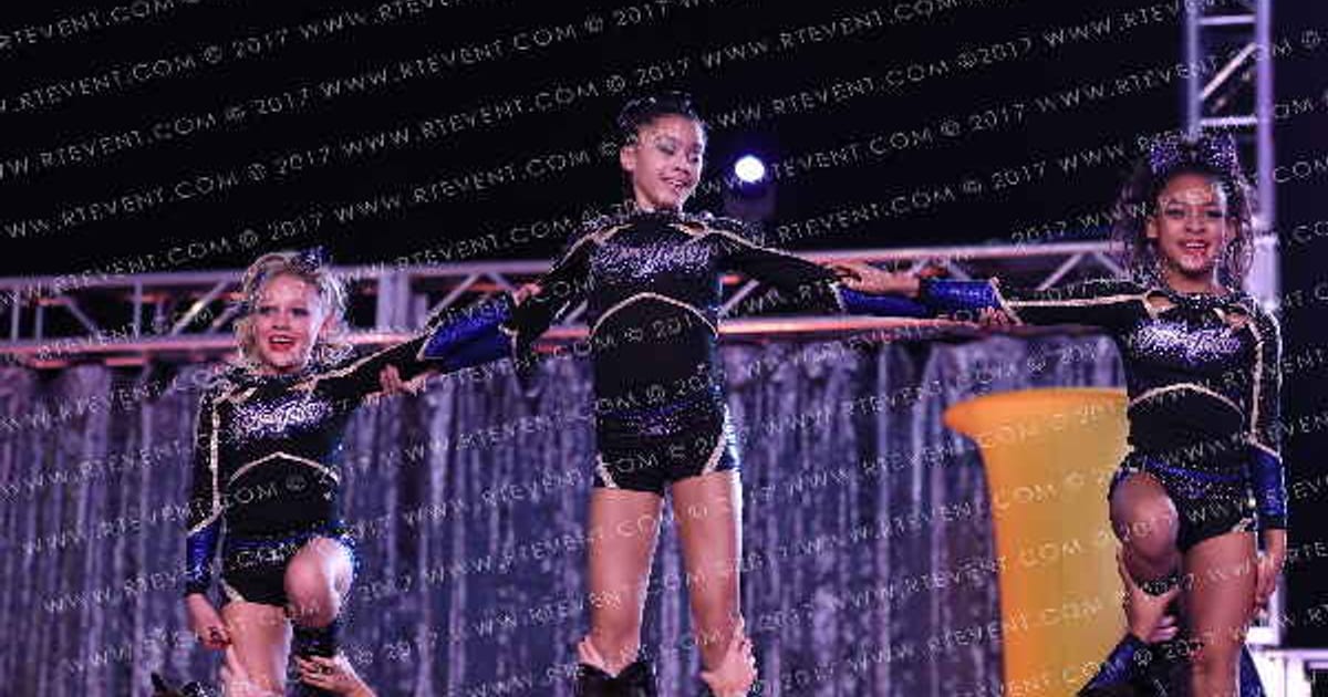 Tri-Town Competitive Cheerleading Senior Rain · ACDA Reach the Beach Ocean City Showdown