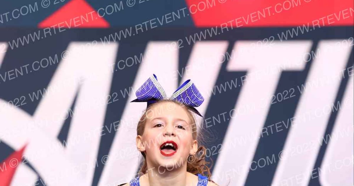 Pennsylvania Elite Cheerleading Incredibles · Mid Atlantic Grand Nationals