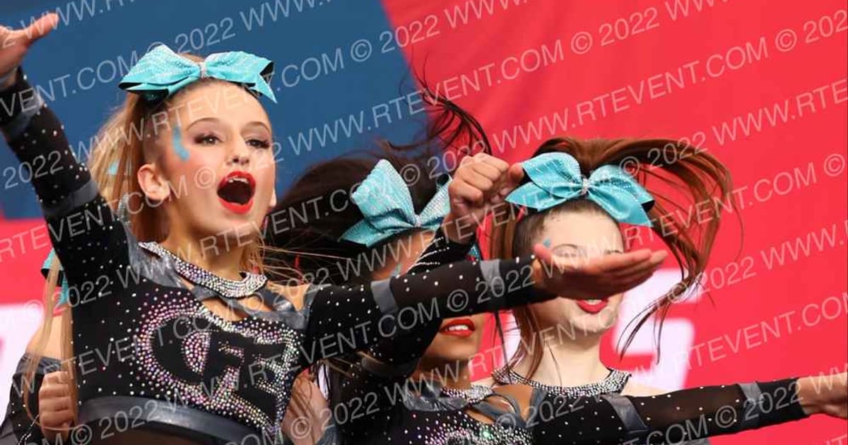 Cheer Force Elite Queen of Hearts · Mid Atlantic Grand Nationals