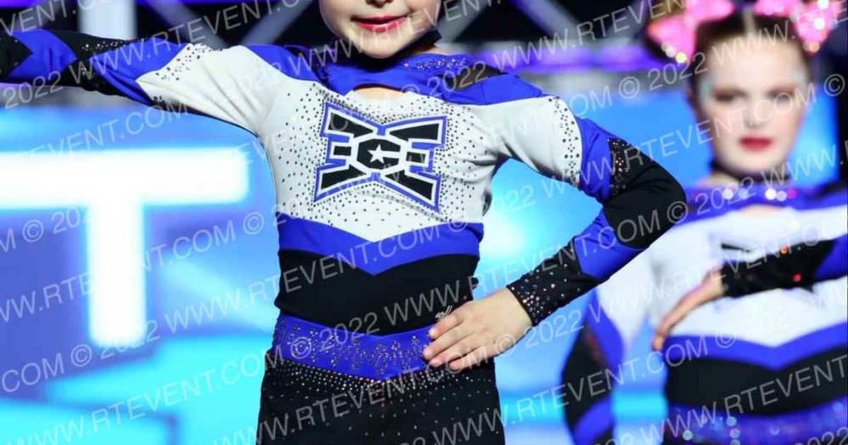 East Celebrity Elite - Hingham GLITTER GIRLS · SF Grand Nationals