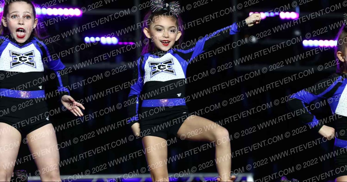 East Celebrity Elite Glimmer · SF Grand Nationals