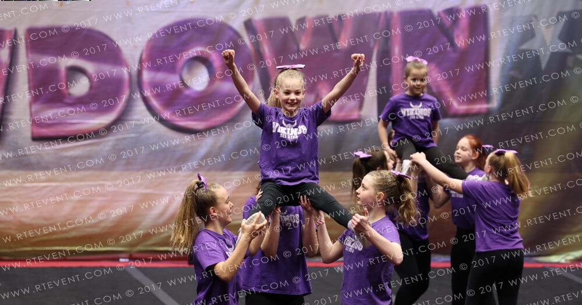 Vikings Allstar Violet · Spotlight Showdown