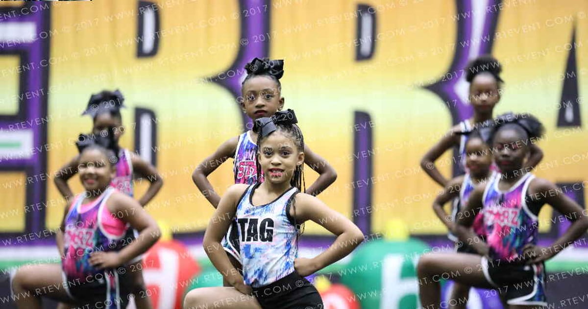 The All Star Gym Mini Divas · Hot Springs Challenge DI DII