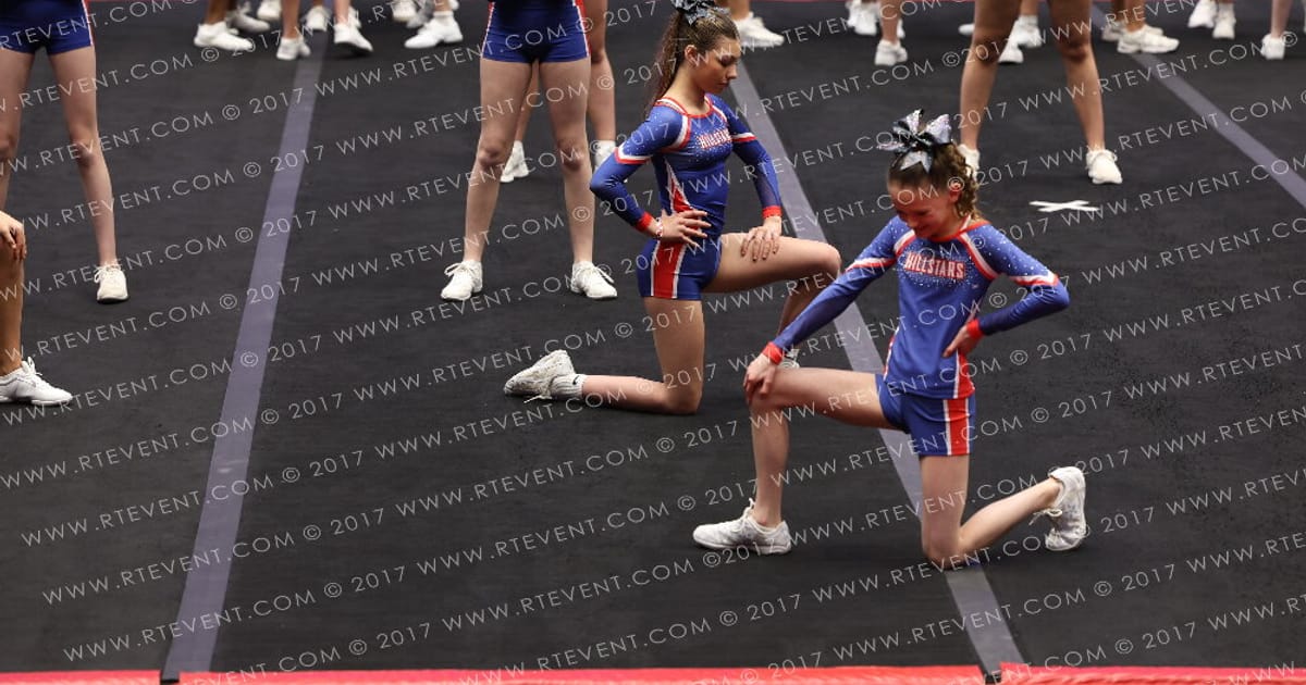 Hillstars Blackout · Spotlight Showdown