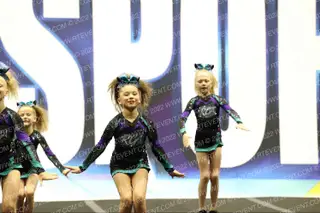 Riley's Cheer Academy Mini Diamonds