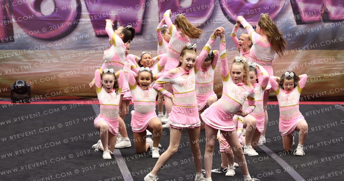 Sweet Elite Sweet dreams · Spotlight Showdown