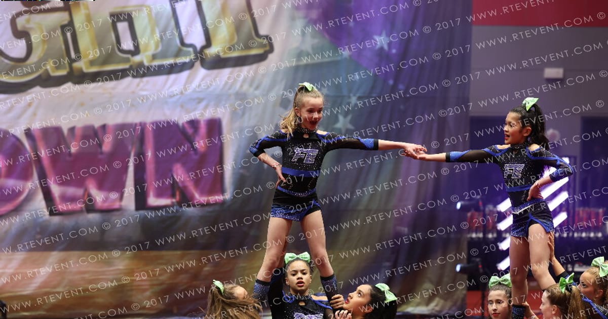 Flyers Elite Kryptonite · Spotlight Showdown