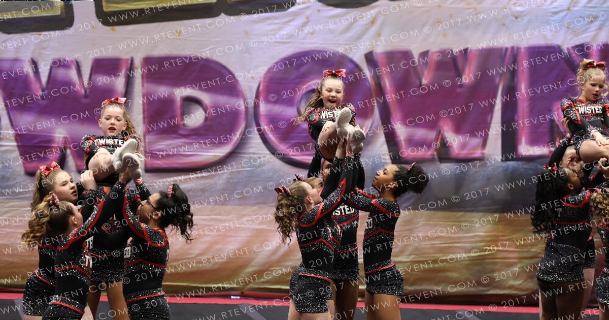 Twisted Cheer Rebellion · Spotlight Showdown