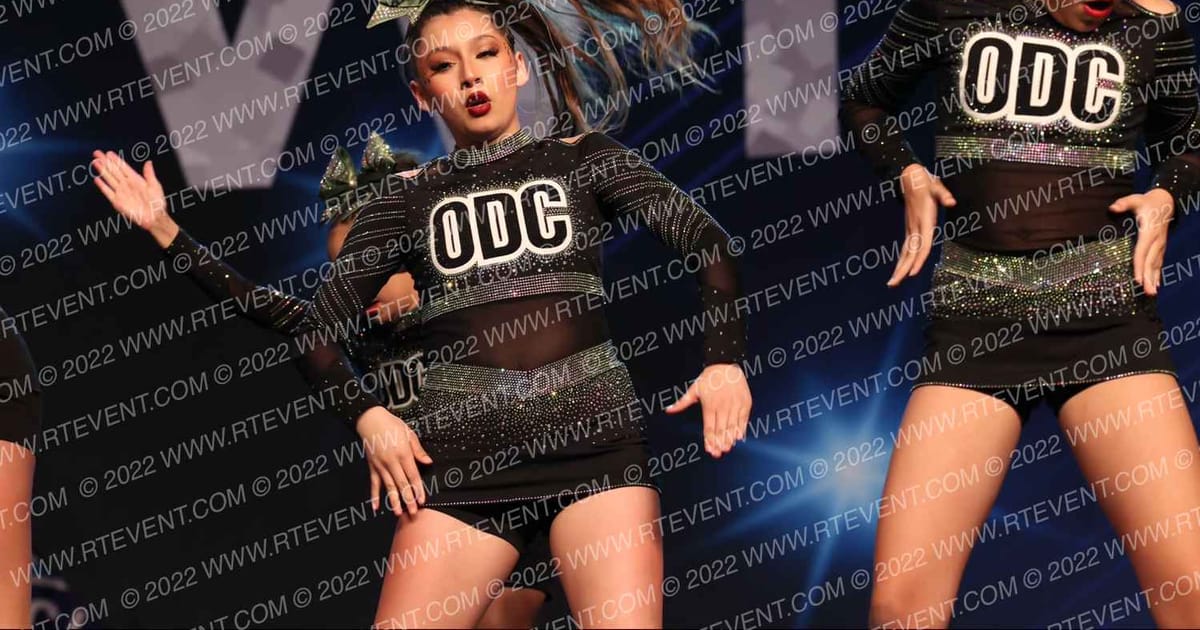 One Dream Cheer Code Green · Vegas Crown