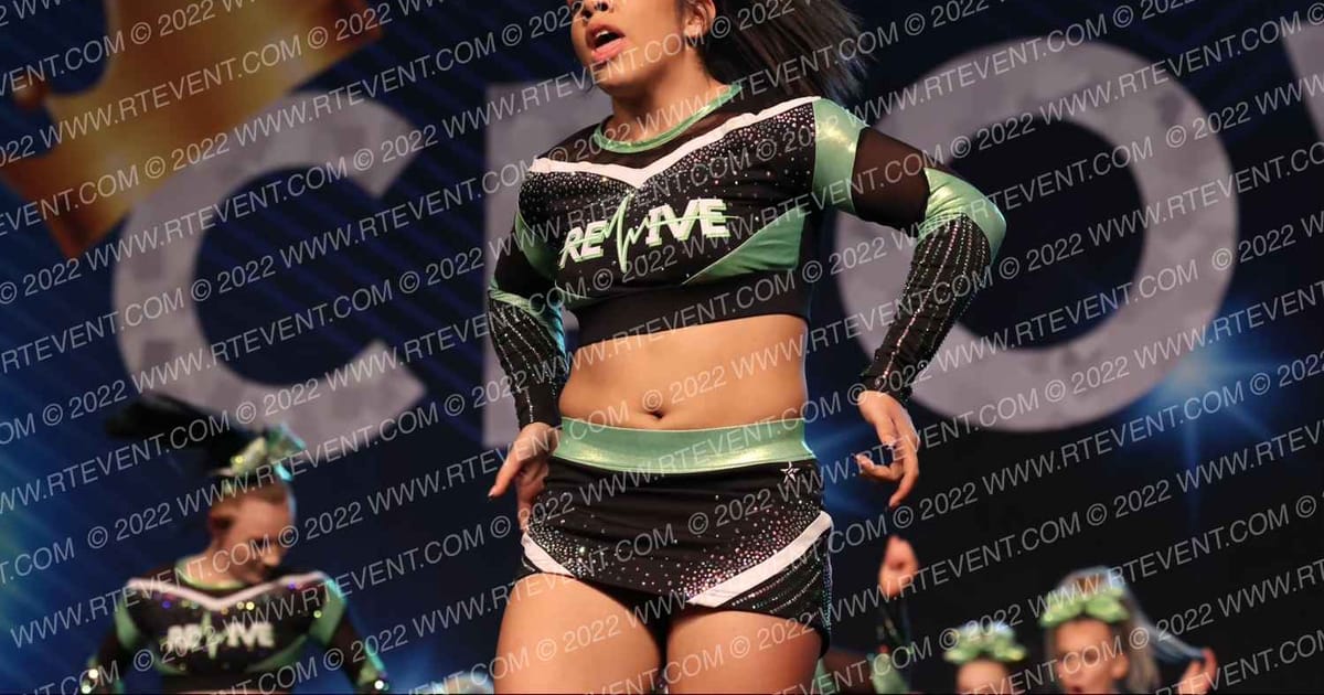 Revive Cheer Athletics Sirens · Vegas Crown