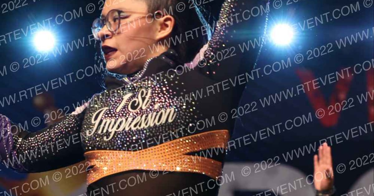 1ST IMPRESSION MIDNIGHT REIGN · Vegas Crown