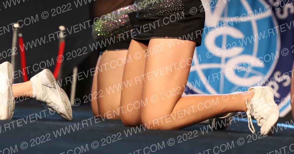 One Dream Cheer Black Ops · Vegas Crown
