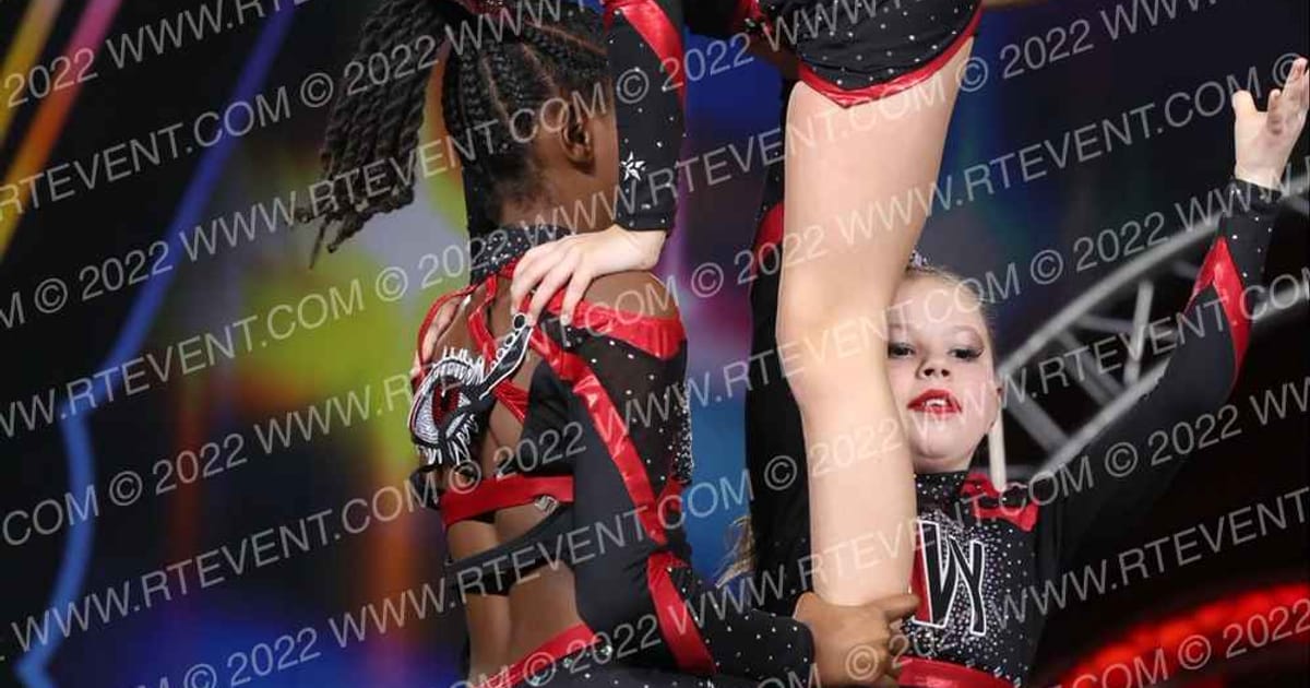 ENVY Cheer Admire · Glow Tour Chicago