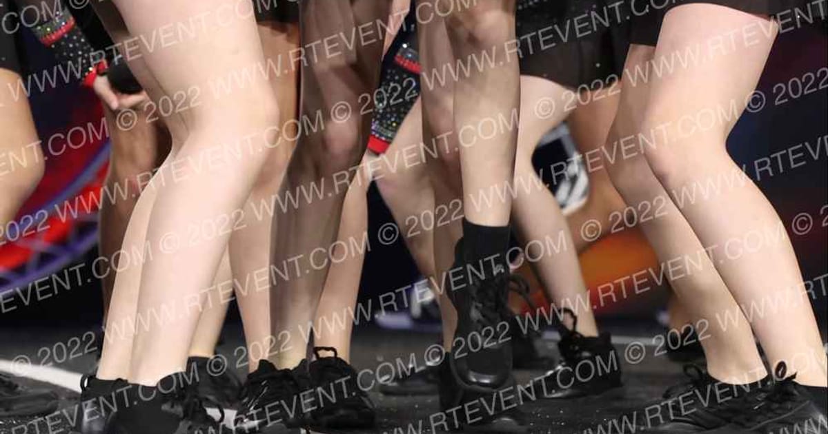 Chippewa Valley Spirit All Stars Lucky Stars · Glow Tour Chicago
