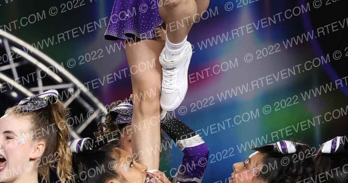 Dream Allstar Cheer Army · Glow Tour Chicago