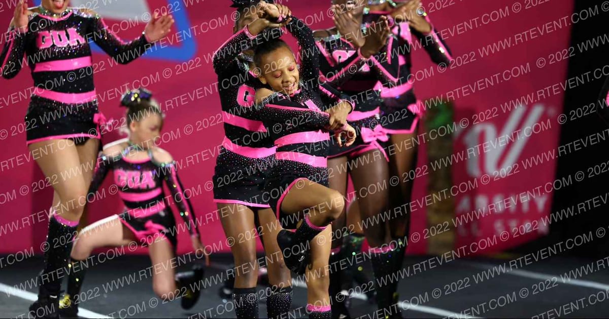 GU Allstars Pink Majesty · Aloha Daytona Showdown