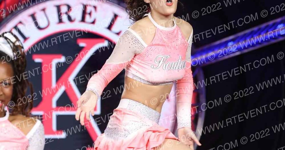 Kouture Level Athletics Onyx · Glow Tour Chicago