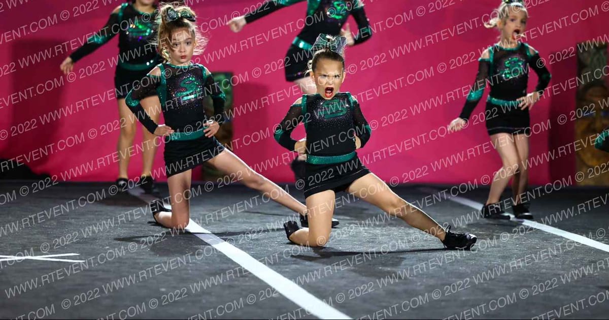 Suwannee Spirit Emerald · Aloha Daytona Showdown