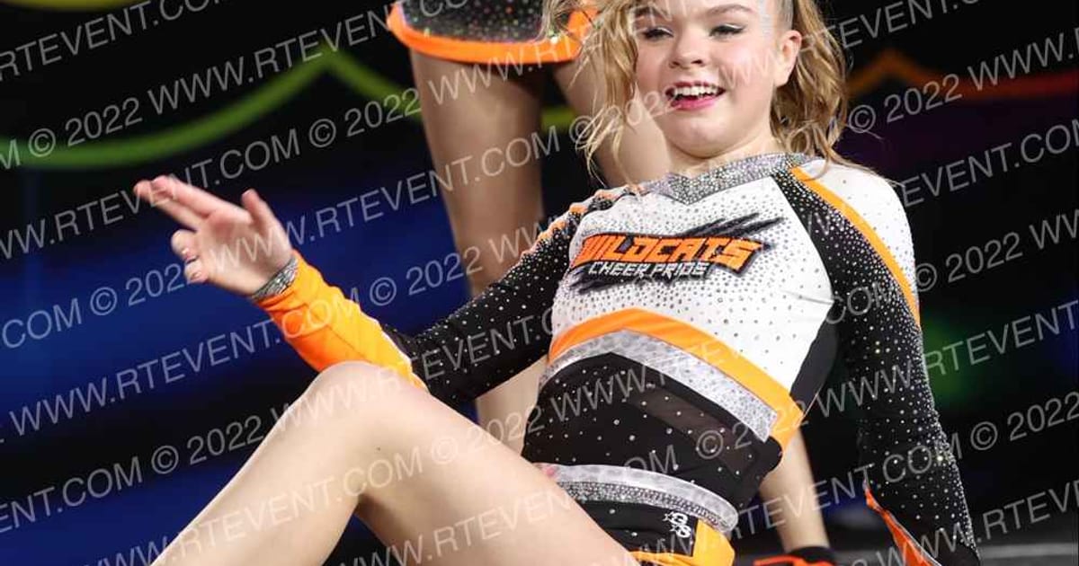 WILDCATS Cheer Pride JUN1OR JEWELS · Glow Tour Chicago