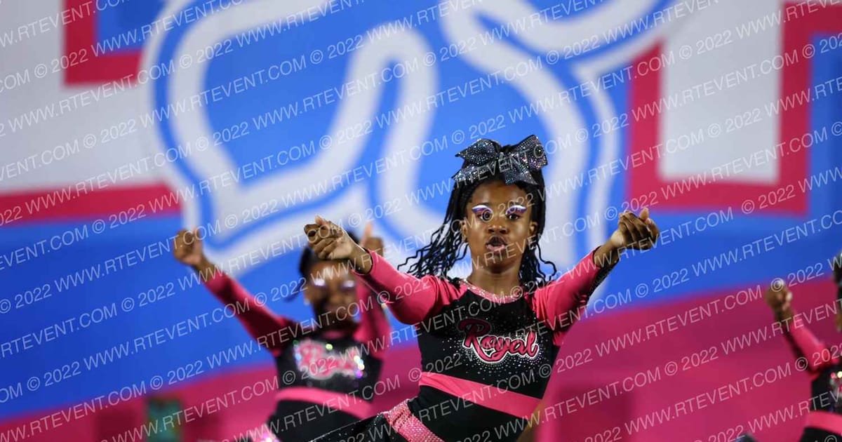 Royal Cheerleading Team Royal · Aloha Daytona Showdown