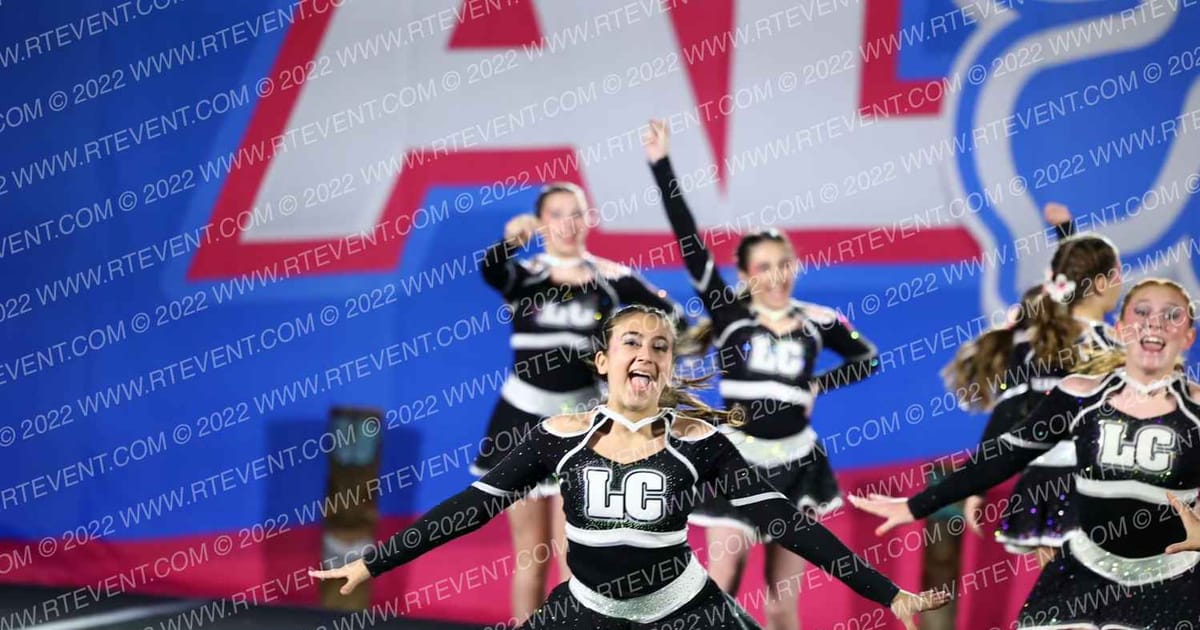 Leader Cheer Flight Crew · Aloha Daytona Showdown