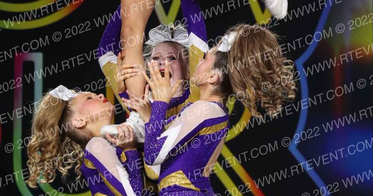 Green Bay Elite Little Lime · Glow Tour Chicago