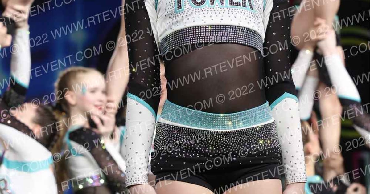 Minnesota Power Athletics Shock · Glow Tour Chicago