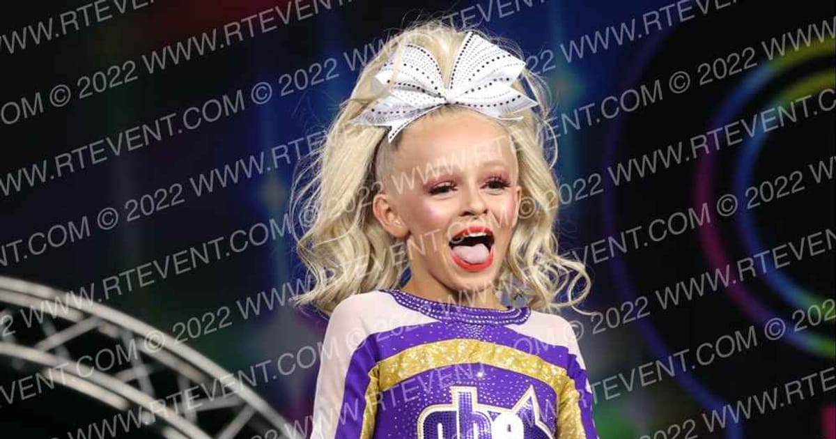 Green Bay Elite Aqua · Glow Tour Chicago