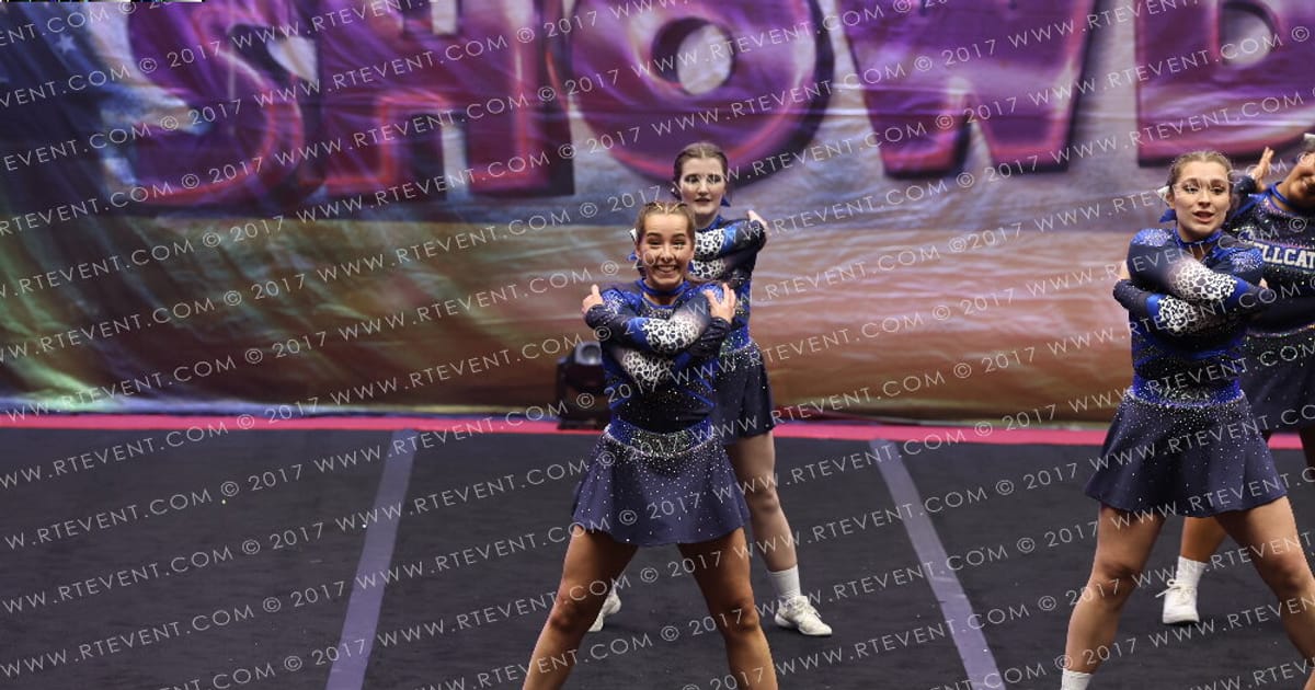 Hellcats Cheerleaders Thundercats · Spotlight Showdown
