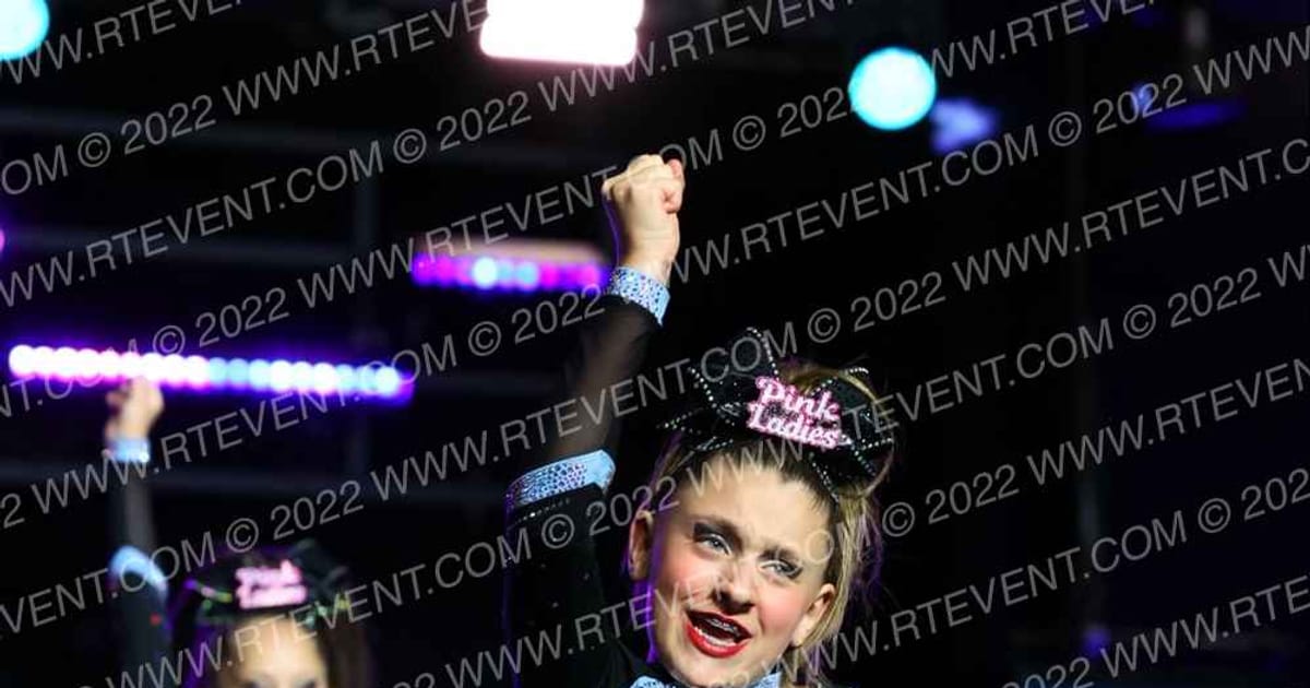 Rocket Cheer Pink Ladies · SF Grand Nationals