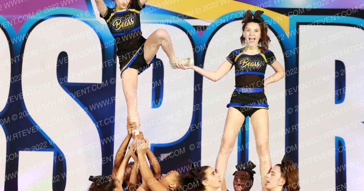 Lyndhurst Golden Bears Senior Black · CHEERSPORT Toms River Classic
