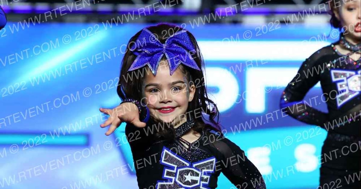 East Celebrity Elite - Hingham MINI BLING · SF Grand Nationals