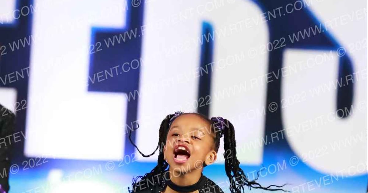 Cheer Force Elite Mini Majesty · CHEERSPORT Toms River Classic