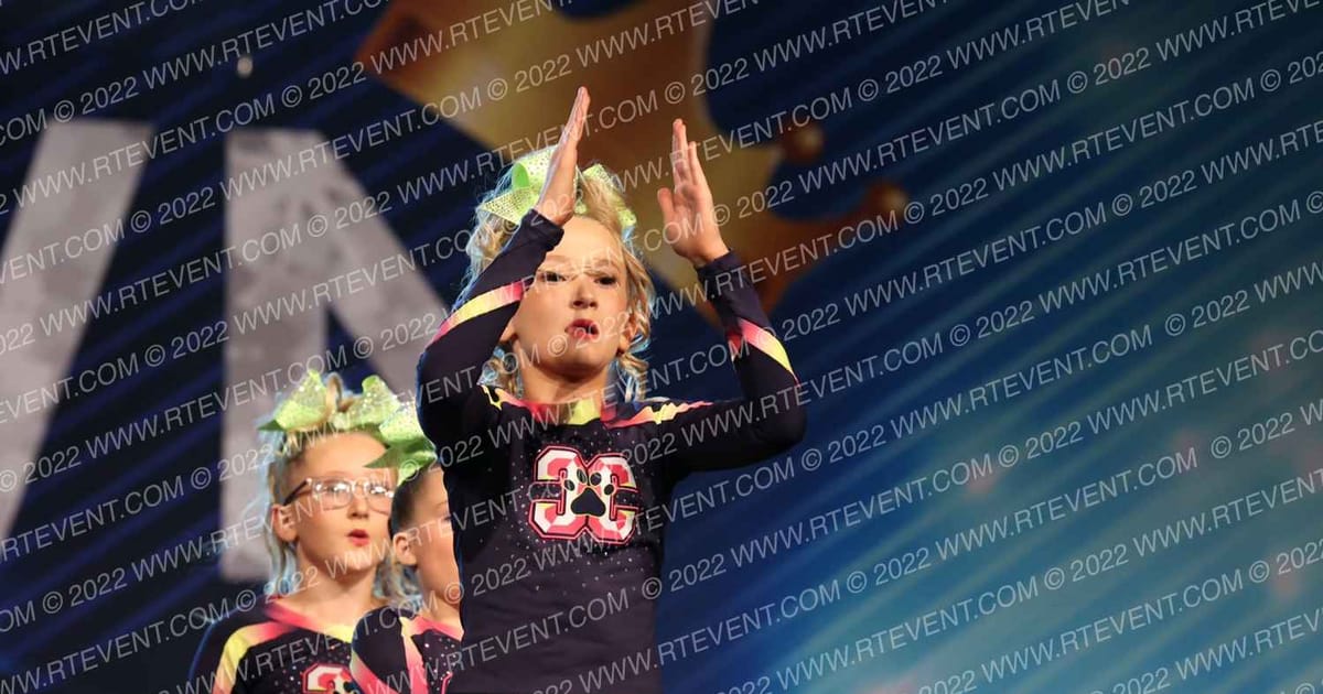 CheerCats LV Tiger Girls · Vegas Crown