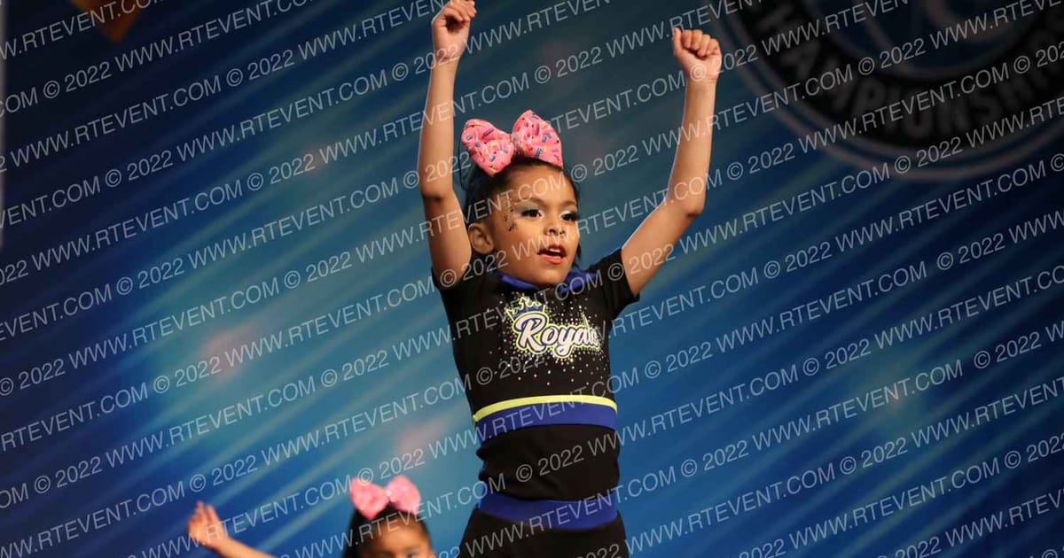 Royal Storm Elite Cheer Mini mafia · Vegas Crown