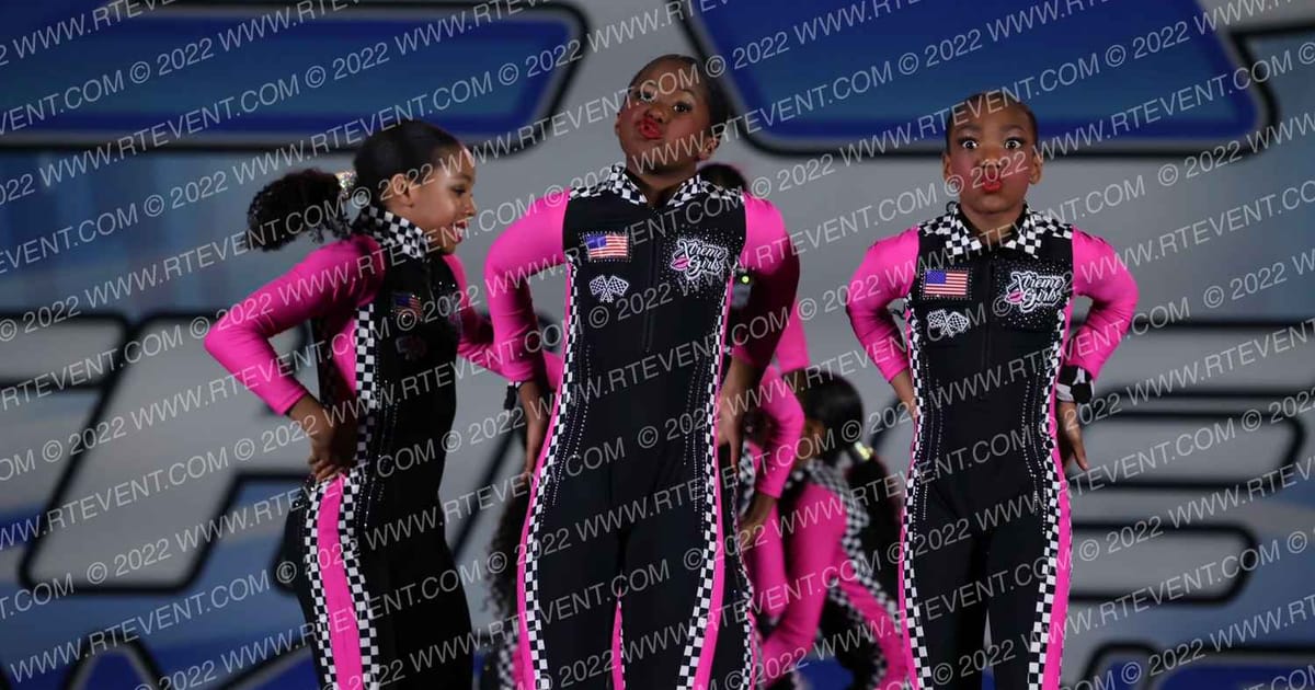 The Xtreme Girls Mink · Athletic Atlanta Nationals