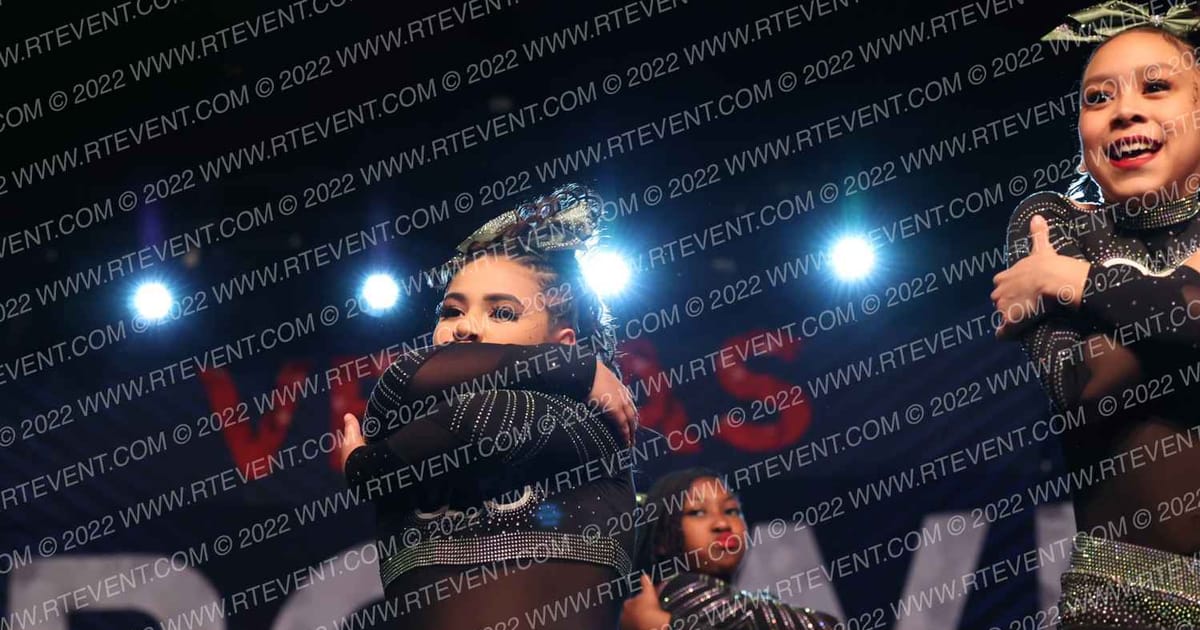 One Dream Cheer Miss Aim · Vegas Crown