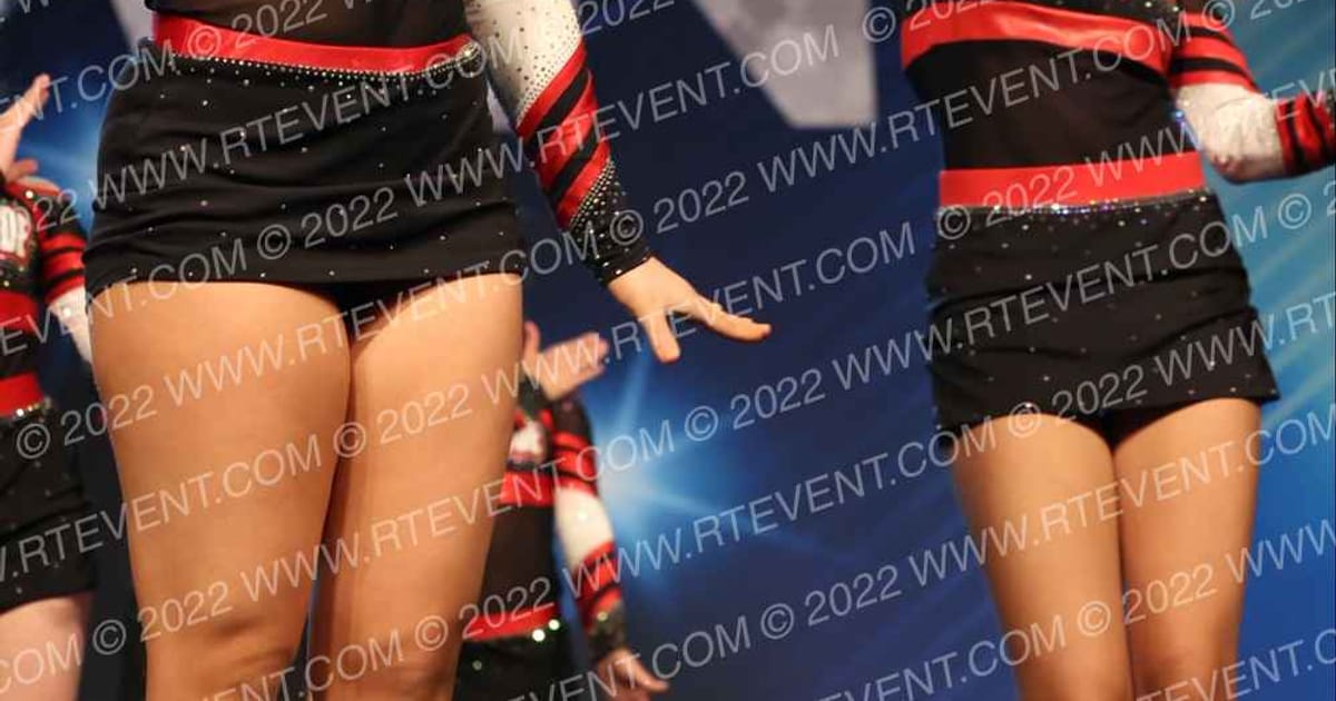Magnitude Cheer Code Red · Vegas Crown