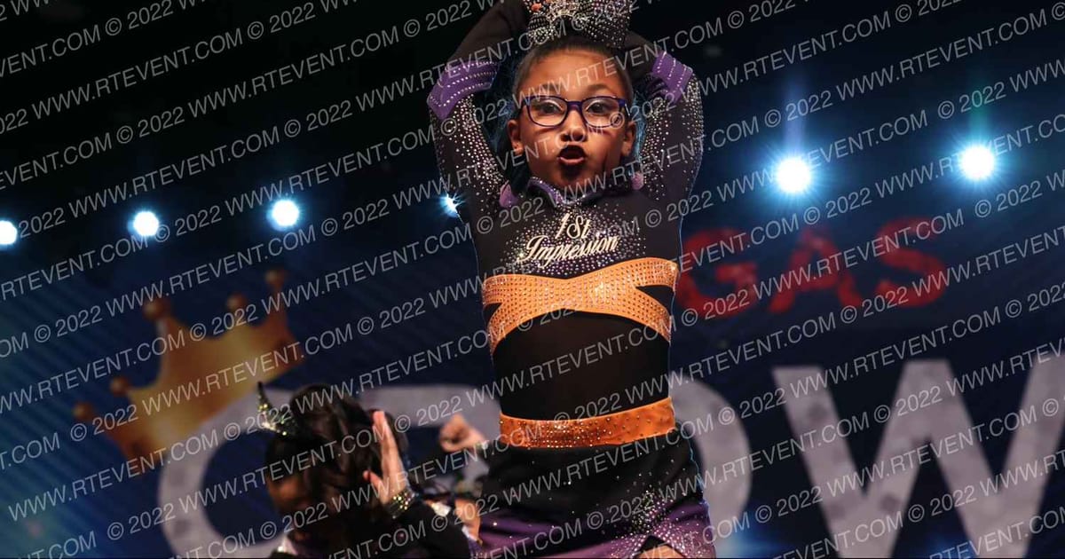 1ST IMPRESSION MIDNIGHT REIGN · Vegas Crown