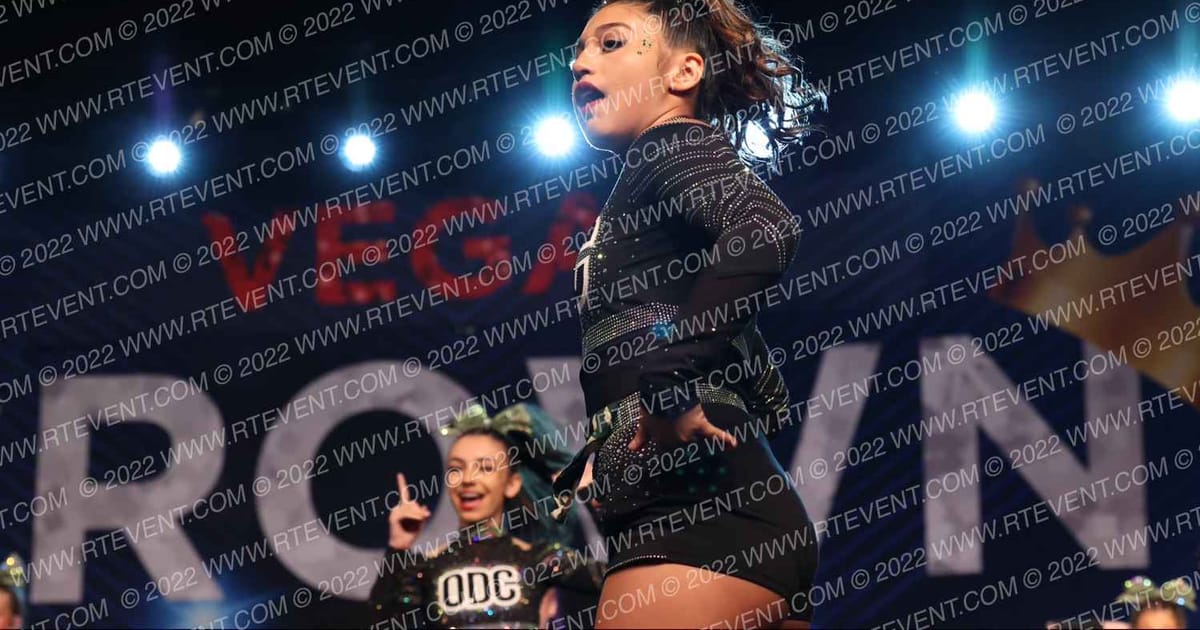 One Dream Cheer Bombsquad · Vegas Crown