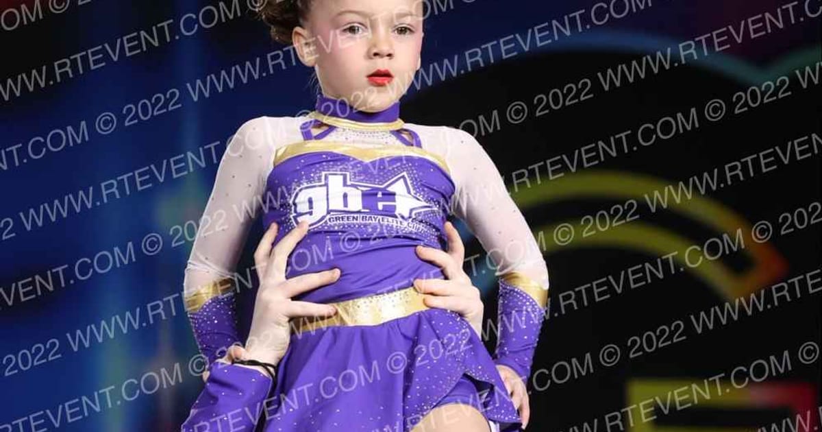 Green Bay Elite Lemon · Glow Tour Chicago
