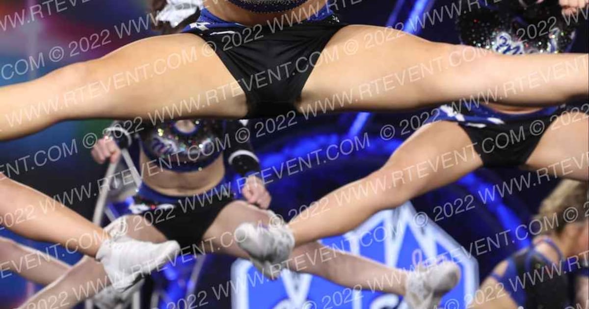 Midwest Cheer Elite Toledo Sci-fi · Glow Tour Chicago