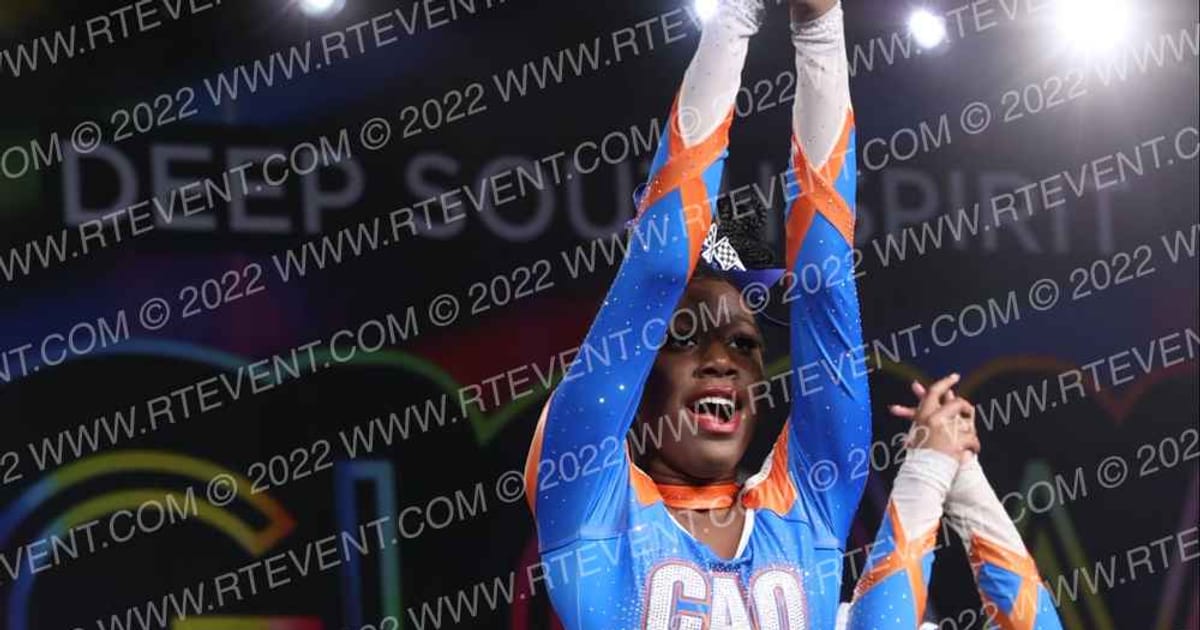 CAO Elite Allstars 85 South · Glow Tour Chicago