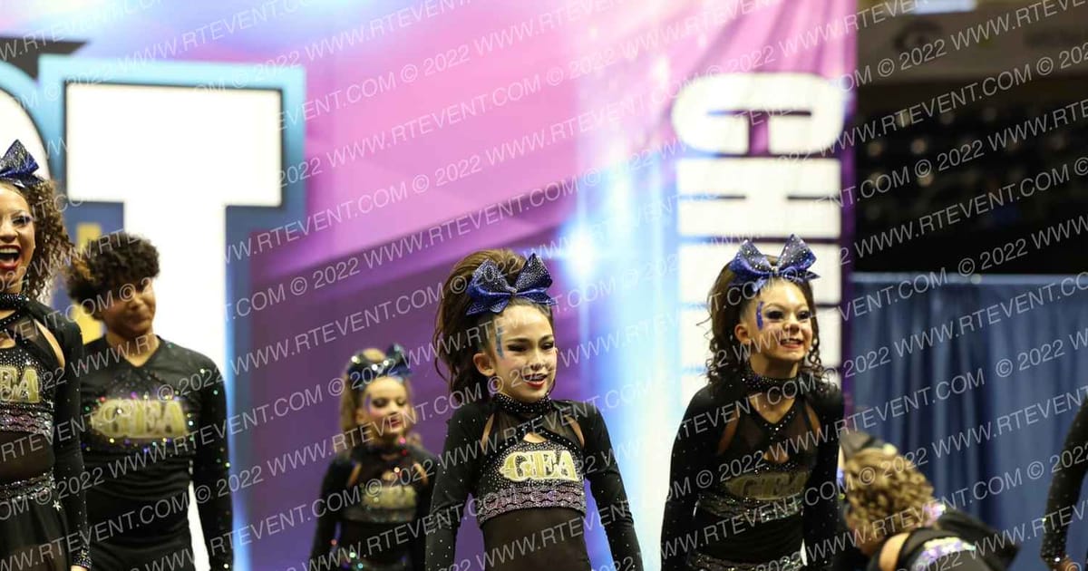 Golden Elite All Stars Golden Guns · CheerSport Norcal