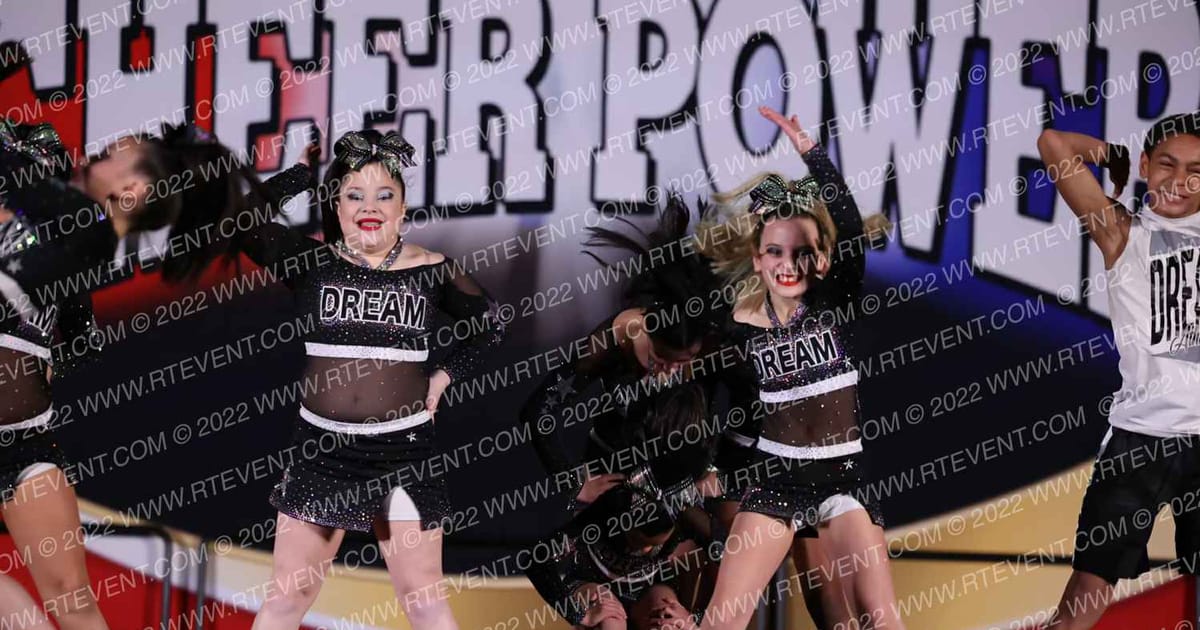 Dream Athletics StarStruk · Cheer Power Philly Showdown DIDII