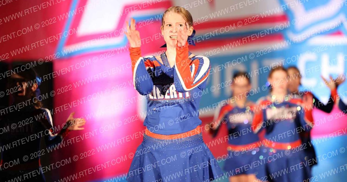 Liberty Athletics Glory Girls · Aloha Syracuse Showdown DIDII correct