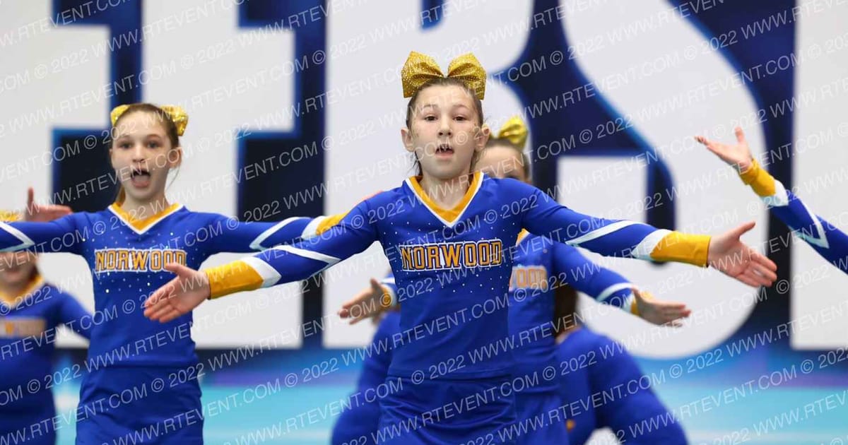Norwood Youth Cheer Noorwood Jr Mustangs · CS Boston