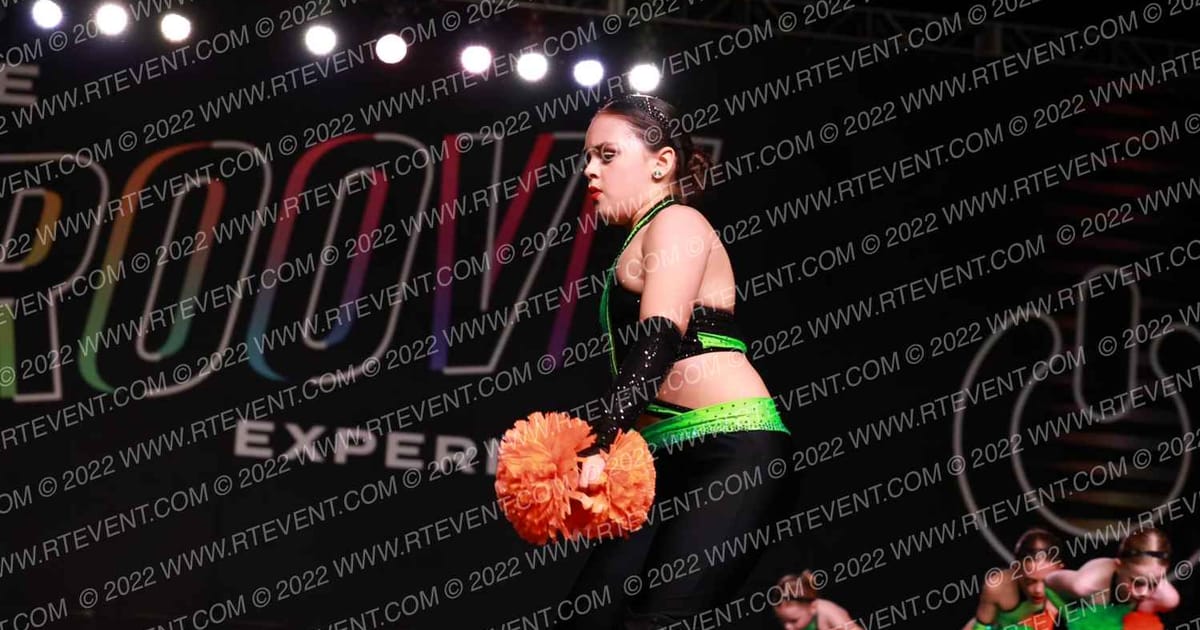 The Dance Vault Mini Elite Large Pom · GROOVE Dance Grand Nationals